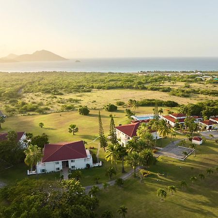 Mount Nevis Hotel エクステリア 写真