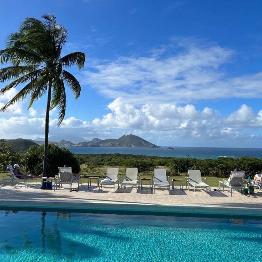 Mount Nevis Hotel エクステリア 写真