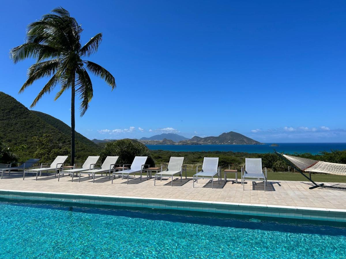Mount Nevis Hotel エクステリア 写真