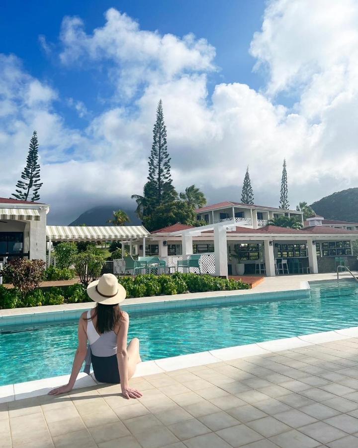 Mount Nevis Hotel エクステリア 写真