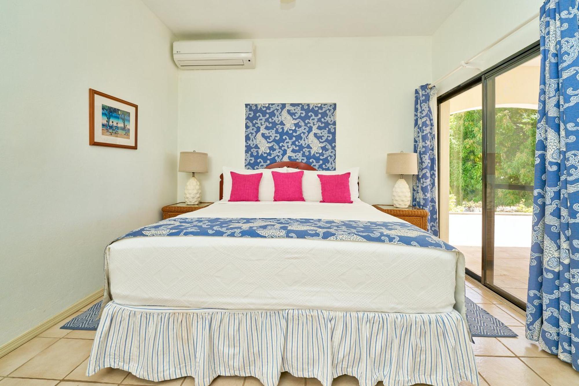 Mount Nevis Hotel エクステリア 写真