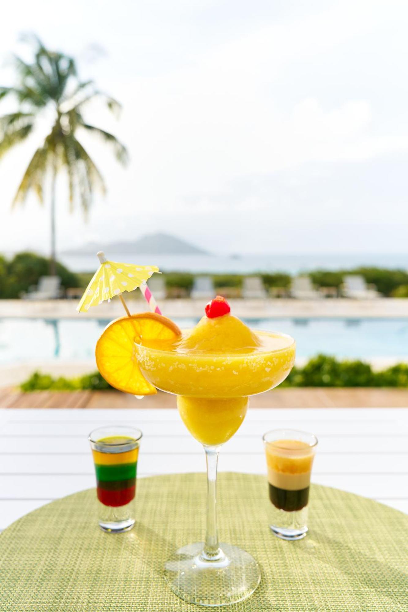 Mount Nevis Hotel エクステリア 写真