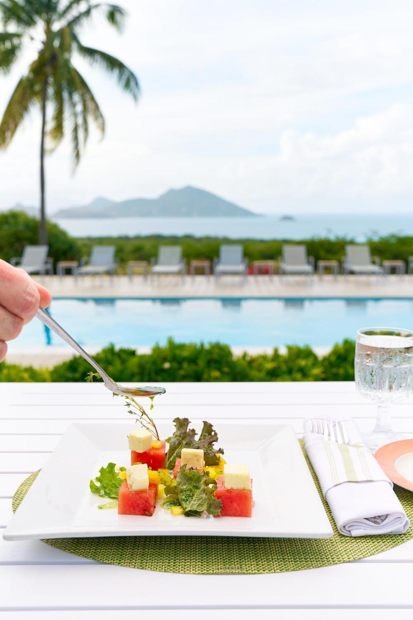 Mount Nevis Hotel エクステリア 写真