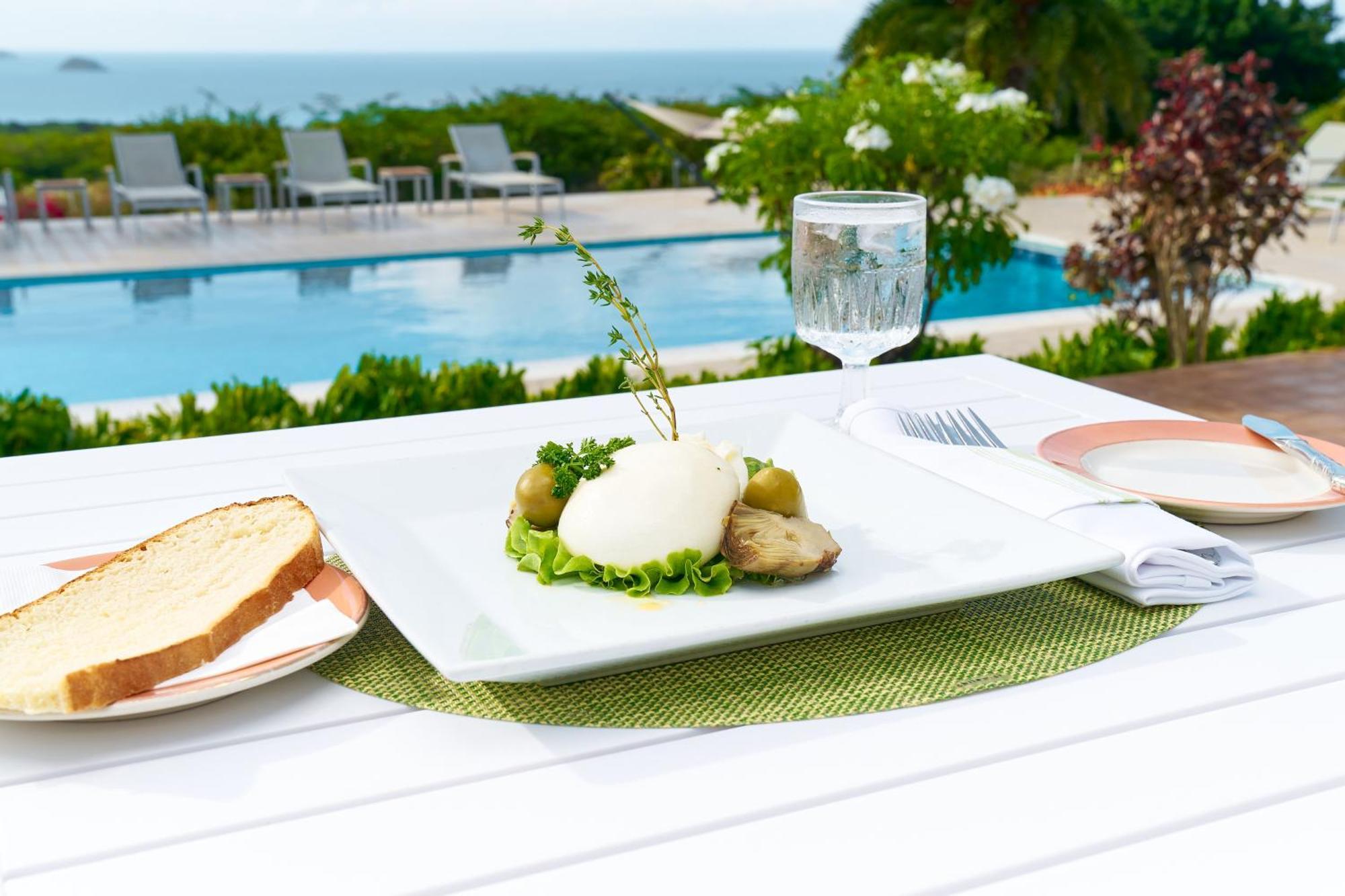 Mount Nevis Hotel エクステリア 写真