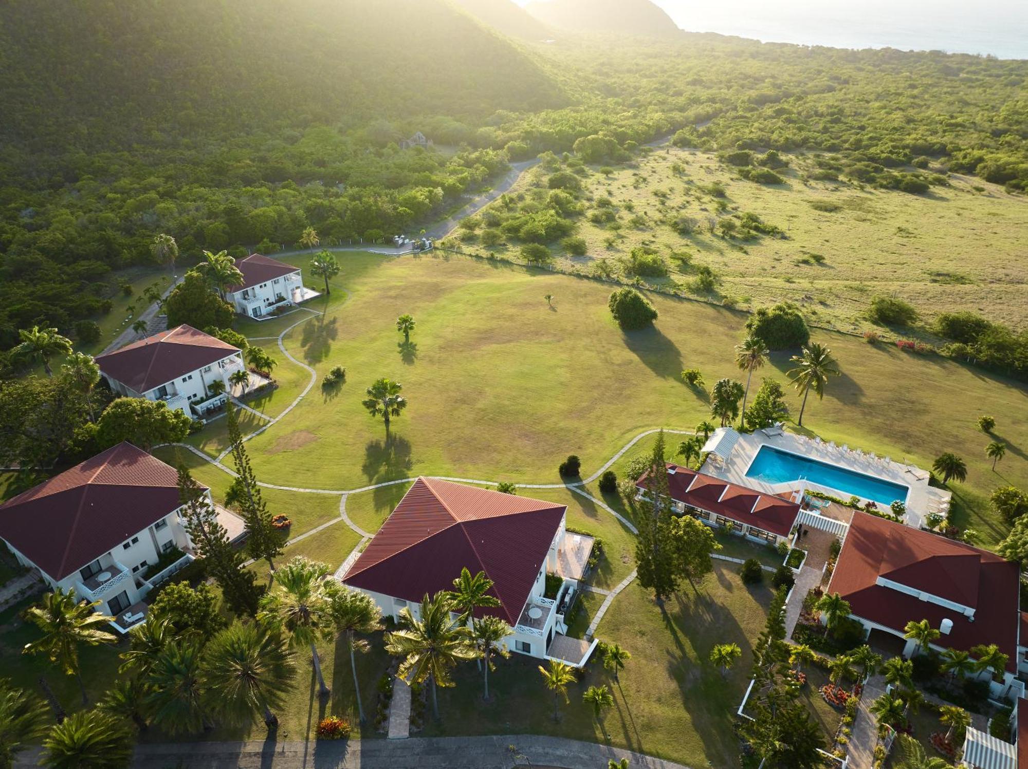 Mount Nevis Hotel エクステリア 写真