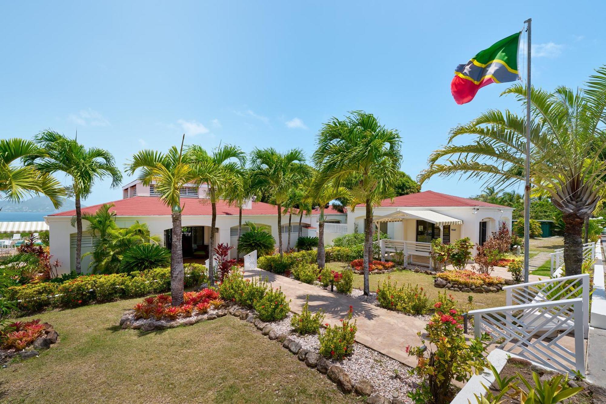 Mount Nevis Hotel エクステリア 写真