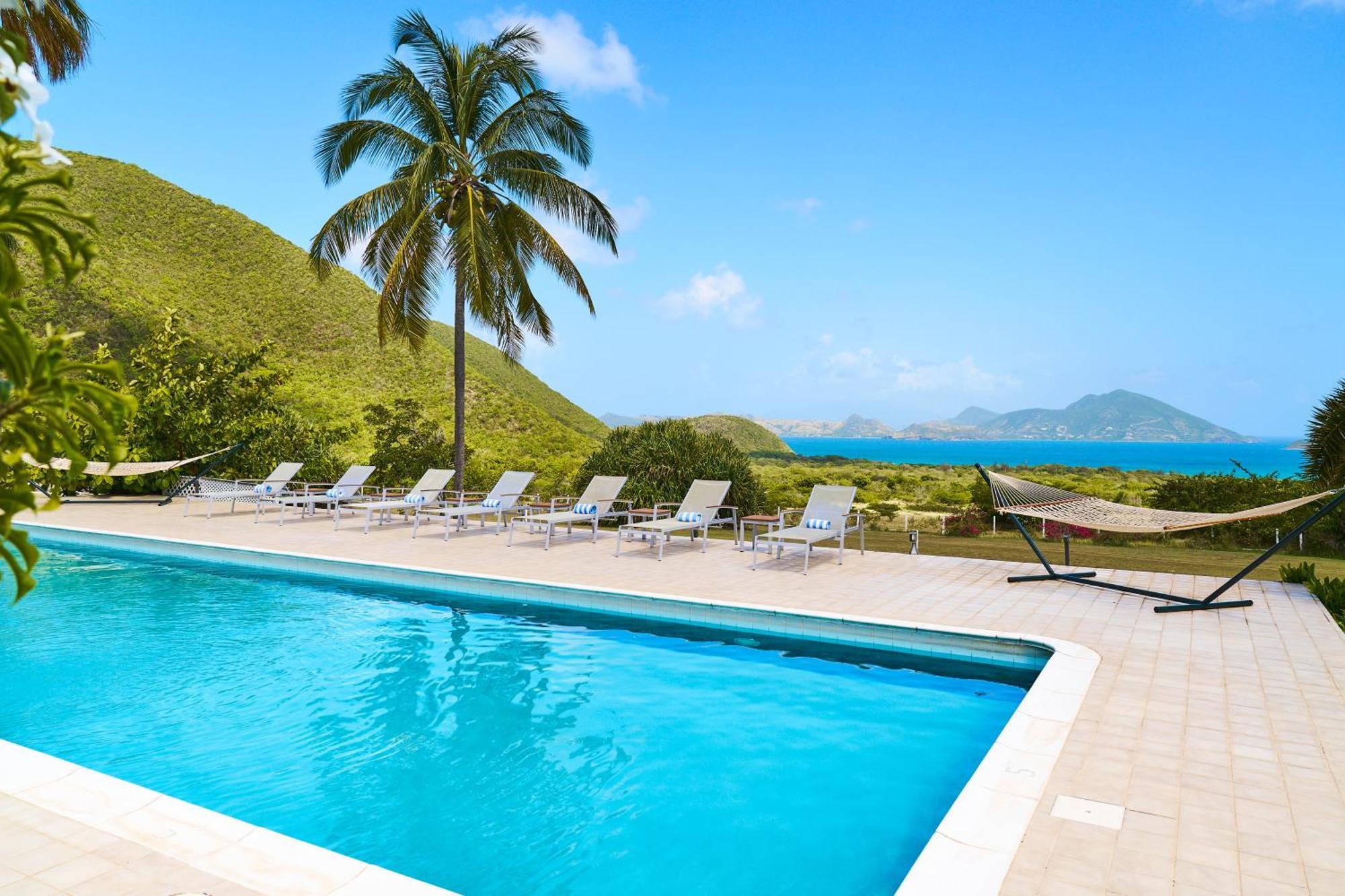 Mount Nevis Hotel エクステリア 写真