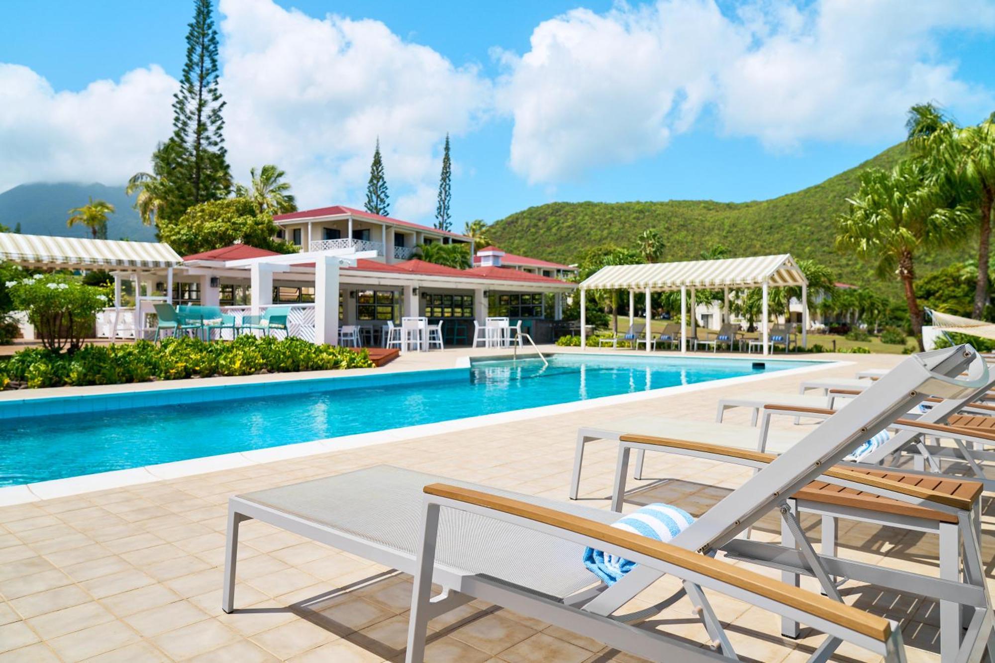 Mount Nevis Hotel エクステリア 写真