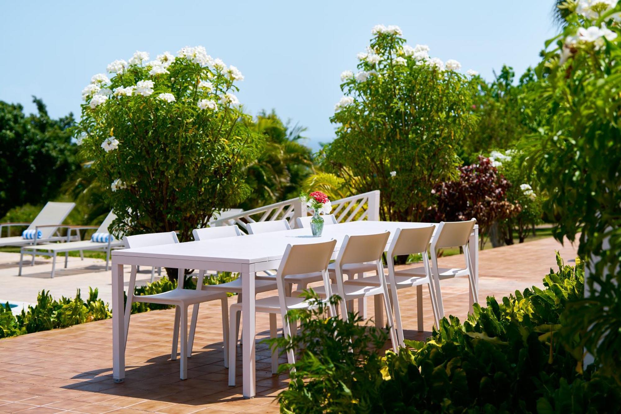 Mount Nevis Hotel エクステリア 写真