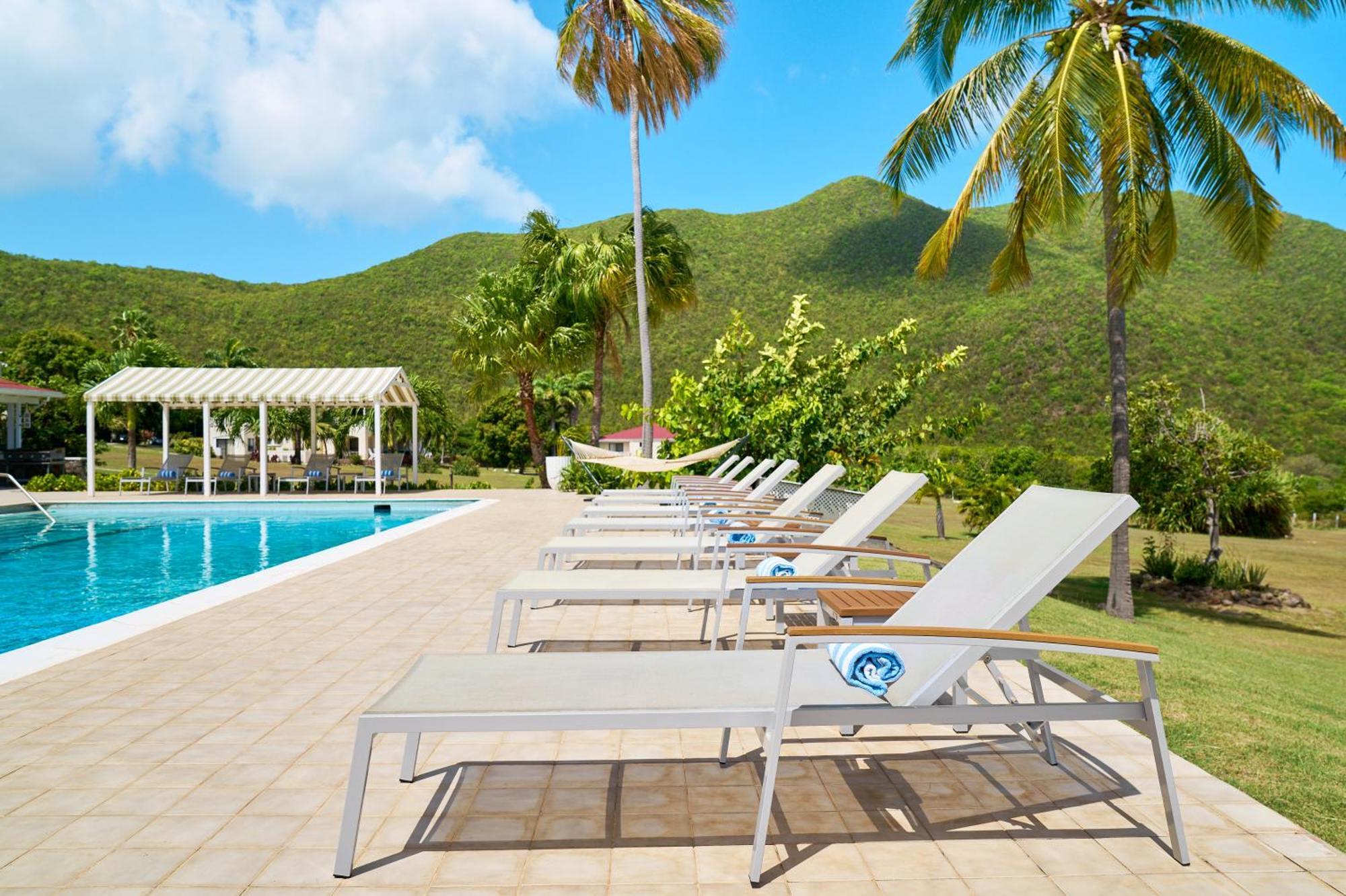 Mount Nevis Hotel エクステリア 写真