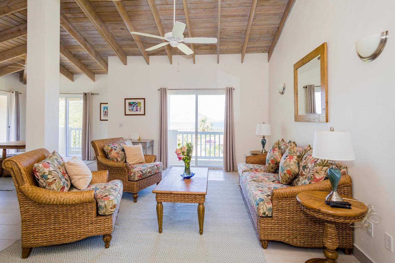 Mount Nevis Hotel エクステリア 写真